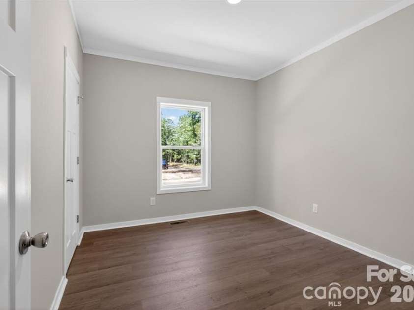 159 Evenfall Lane, Columbus, NC 28722.  MLS# CAR4405102, YatesRealty ID 38098. 
