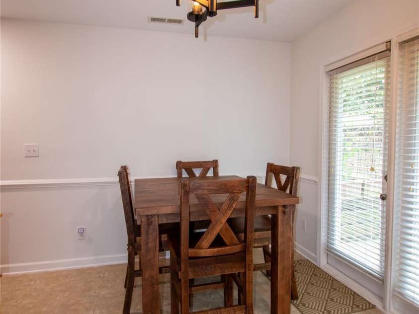 19 Singleton Lane, Fletcher, NC 28732.  MLS# CAR4297574, YatesRealty ID 381. 