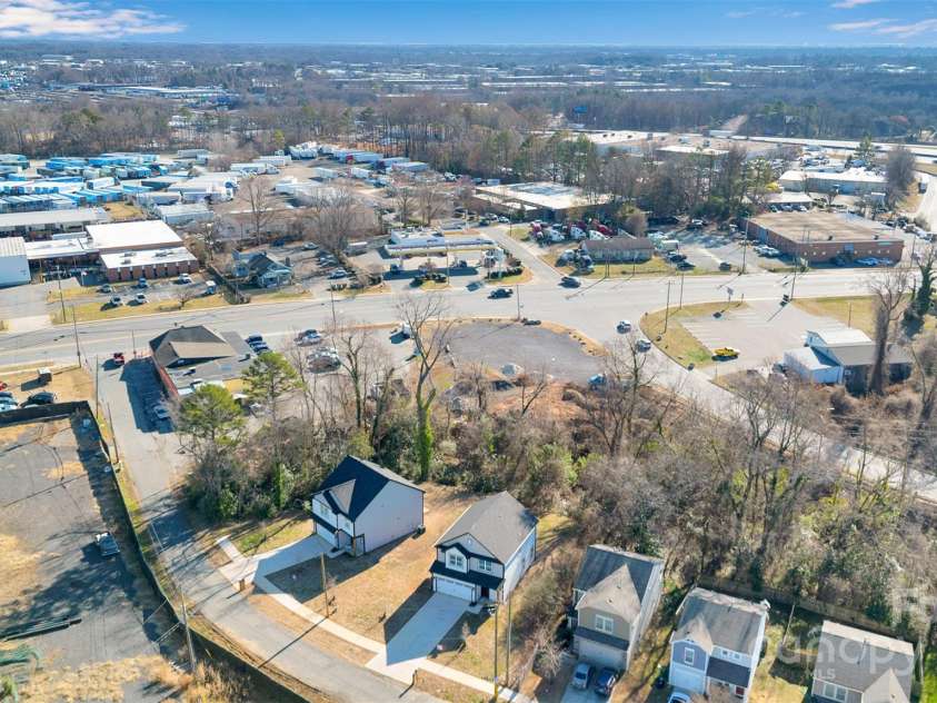 3200 Auten Avenue, Charlotte, NC 28269.  MLS# CAR4333769, YatesRealty ID 3810. 