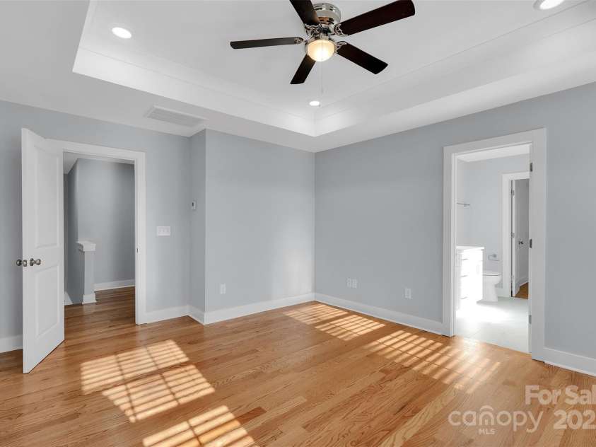 3200 Auten Avenue, Charlotte, NC 28269.  MLS# CAR4333769, YatesRealty ID 3810. 