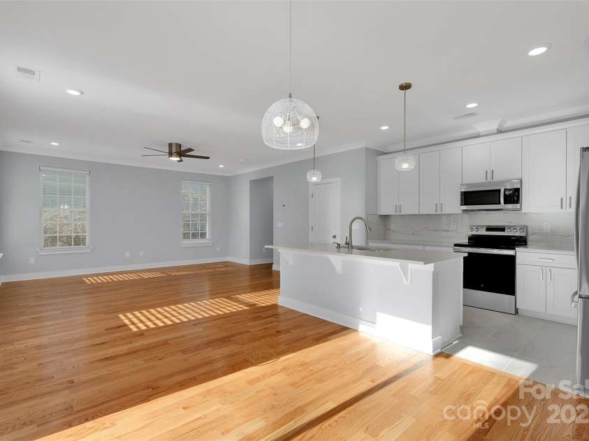 3200 Auten Avenue, Charlotte, NC 28269.  MLS# CAR4333769, YatesRealty ID 3810. 