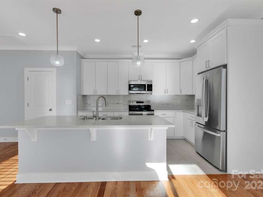 3200 Auten Avenue, Charlotte, NC 28269.  MLS# CAR4333769, YatesRealty ID 3810. 