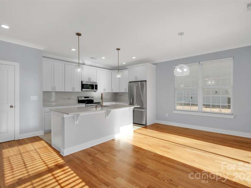 3200 Auten Avenue, Charlotte, NC 28269.  MLS# CAR4333769, YatesRealty ID 3810. 