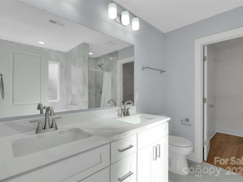 3200 Auten Avenue, Charlotte, NC 28269.  MLS# CAR4333769, YatesRealty ID 3810. 