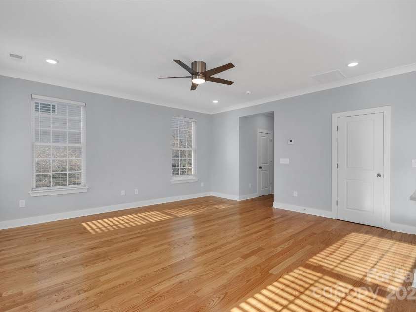 3200 Auten Avenue, Charlotte, NC 28269.  MLS# CAR4333769, YatesRealty ID 3810. 