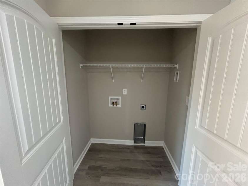 6 Wray Street, York, SC 29745.  MLS# CAR4399530, YatesRealty ID 38101. 