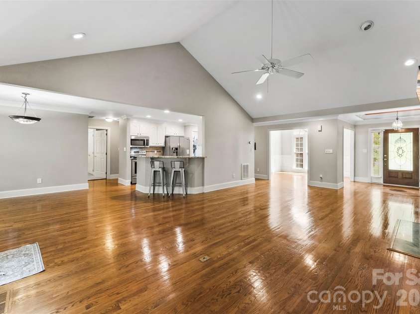 1032 Dan Maples Drive, Cramerton, NC 28032.  MLS# CAR4401145, YatesRealty ID 38106. 