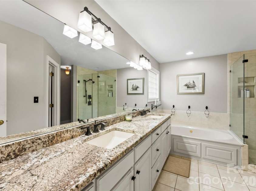1032 Dan Maples Drive, Cramerton, NC 28032.  MLS# CAR4401145, YatesRealty ID 38106. 