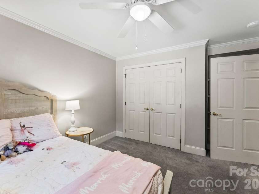 1032 Dan Maples Drive, Cramerton, NC 28032.  MLS# CAR4401145, YatesRealty ID 38106. 