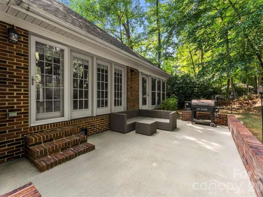 1032 Dan Maples Drive, Cramerton, NC 28032.  MLS# CAR4401145, YatesRealty ID 38106. 