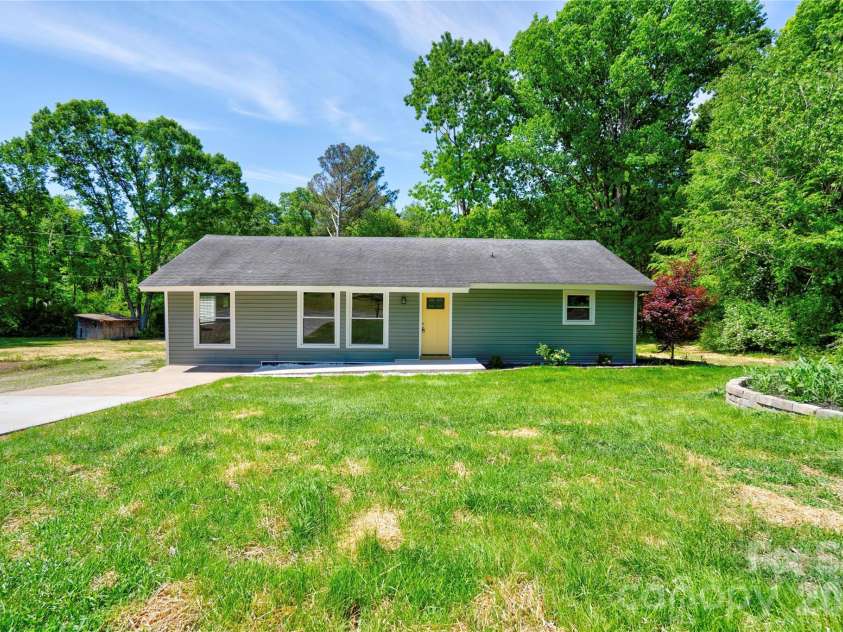 532 Bentley Road, Shelby, NC 28152.  MLS# CAR4372905, YatesRealty ID 38107. 