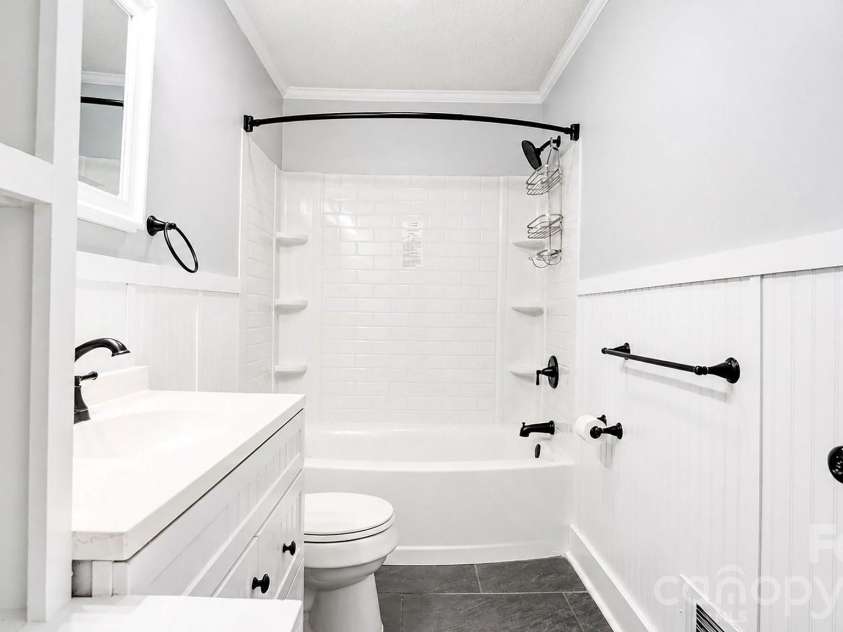 532 Bentley Road, Shelby, NC 28152.  MLS# CAR4372905, YatesRealty ID 38107. 