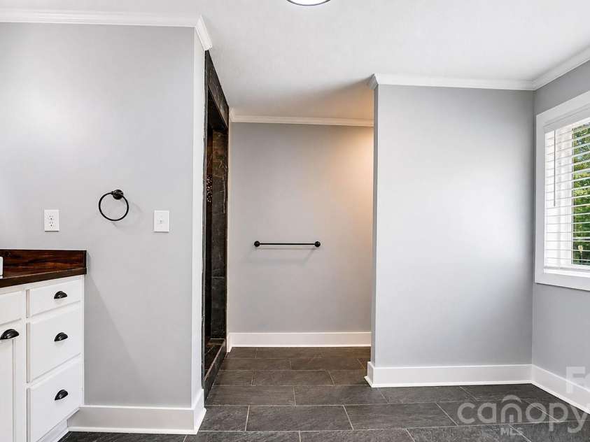 532 Bentley Road, Shelby, NC 28152.  MLS# CAR4372905, YatesRealty ID 38107. 