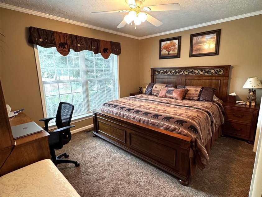 25 Elderberry Loop, Newland, NC 28657.  MLS# CAR4402972, YatesRealty ID 38109. 