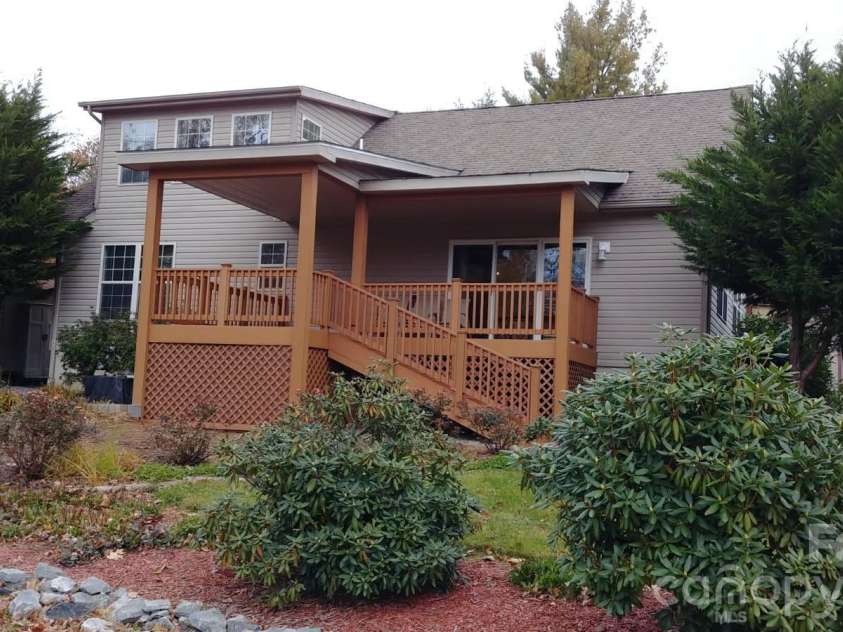 25 Elderberry Loop, Newland, NC 28657.  MLS# CAR4402972, YatesRealty ID 38109. 
