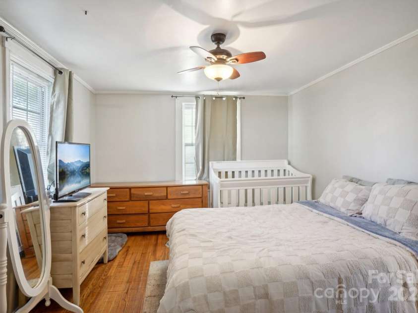 103 Mimosa Street, Cowpens, SC 29330.  MLS# CAR4199223, YatesRealty ID 3811. 