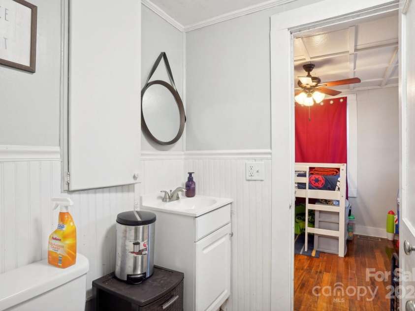 103 Mimosa Street, Cowpens, SC 29330.  MLS# CAR4199223, YatesRealty ID 3811. 