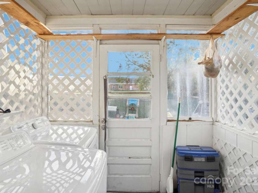 103 Mimosa Street, Cowpens, SC 29330.  MLS# CAR4199223, YatesRealty ID 3811. 