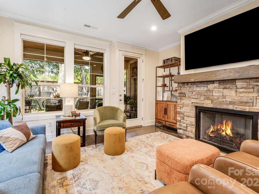 536 Sweet Birch Park Lane, Black Mountain, NC 28711.  MLS# CAR4301662, YatesRealty ID 3811. 