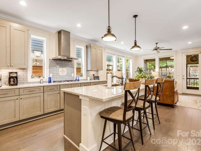 536 Sweet Birch Park Lane, Black Mountain, NC 28711.  MLS# CAR4301662, YatesRealty ID 3811. 