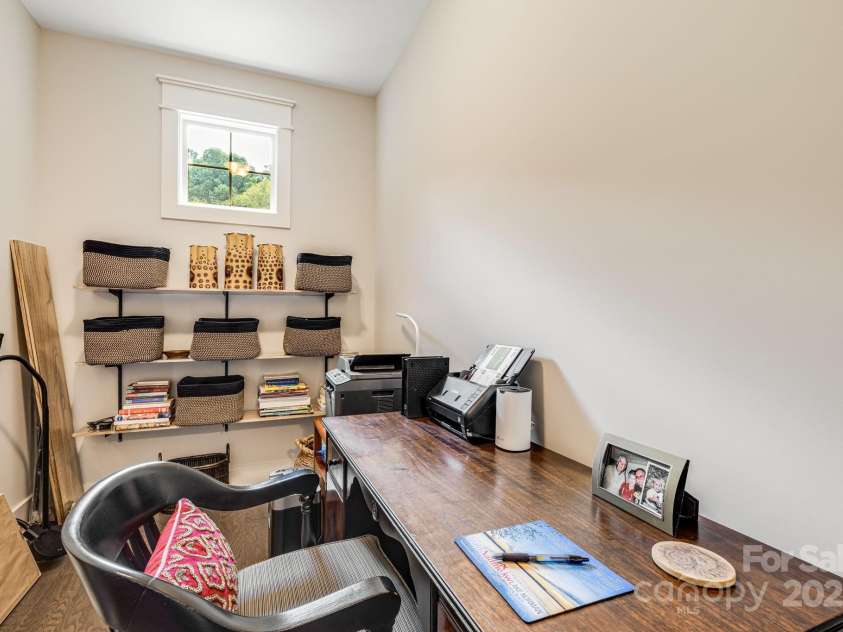 536 Sweet Birch Park Lane, Black Mountain, NC 28711.  MLS# CAR4301662, YatesRealty ID 3811. 