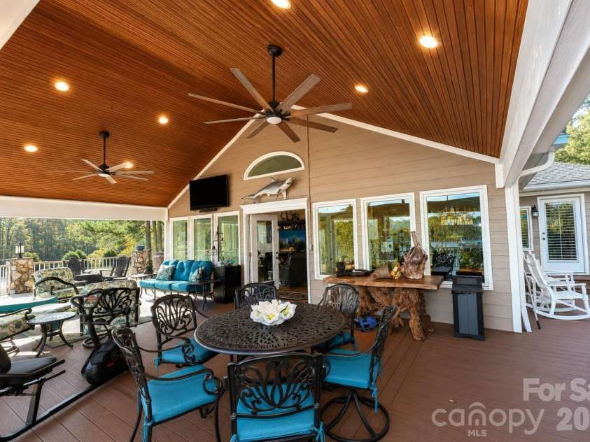 3768 Glenn Oaks Drive, Maiden, NC 28650.  MLS# CAR4403490, YatesRealty ID 38110. 
