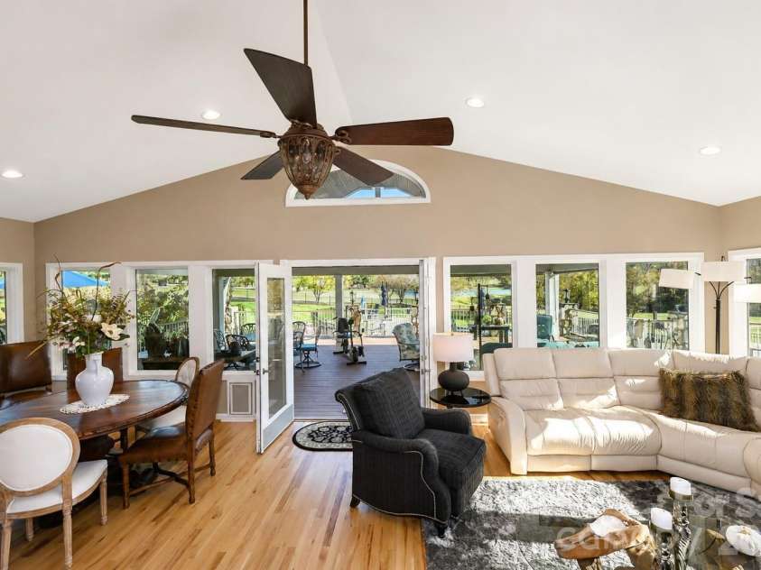 3768 Glenn Oaks Drive, Maiden, NC 28650.  MLS# CAR4403490, YatesRealty ID 38110. 