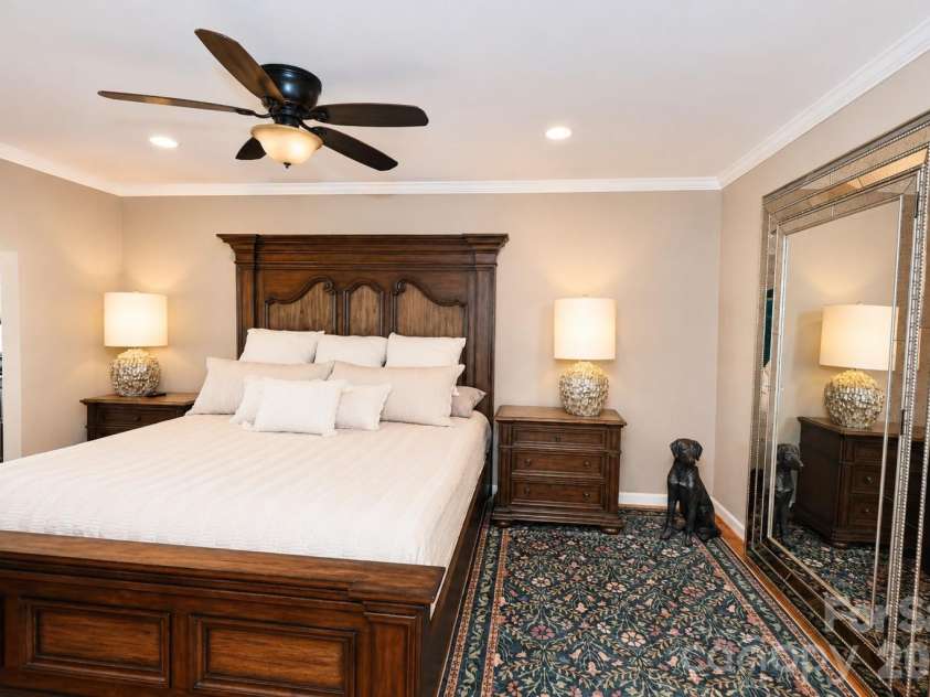 3768 Glenn Oaks Drive, Maiden, NC 28650.  MLS# CAR4403490, YatesRealty ID 38110. 