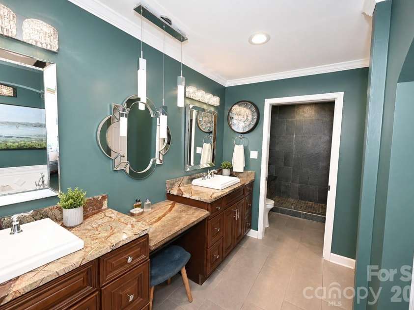 3768 Glenn Oaks Drive, Maiden, NC 28650.  MLS# CAR4403490, YatesRealty ID 38110. 