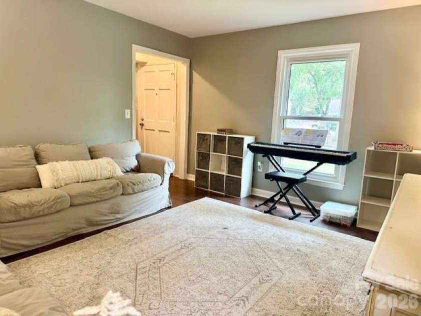 320 Sunnywood Lane, Charlotte, NC 28270.  MLS# CAR4400900, YatesRealty ID 38111. 