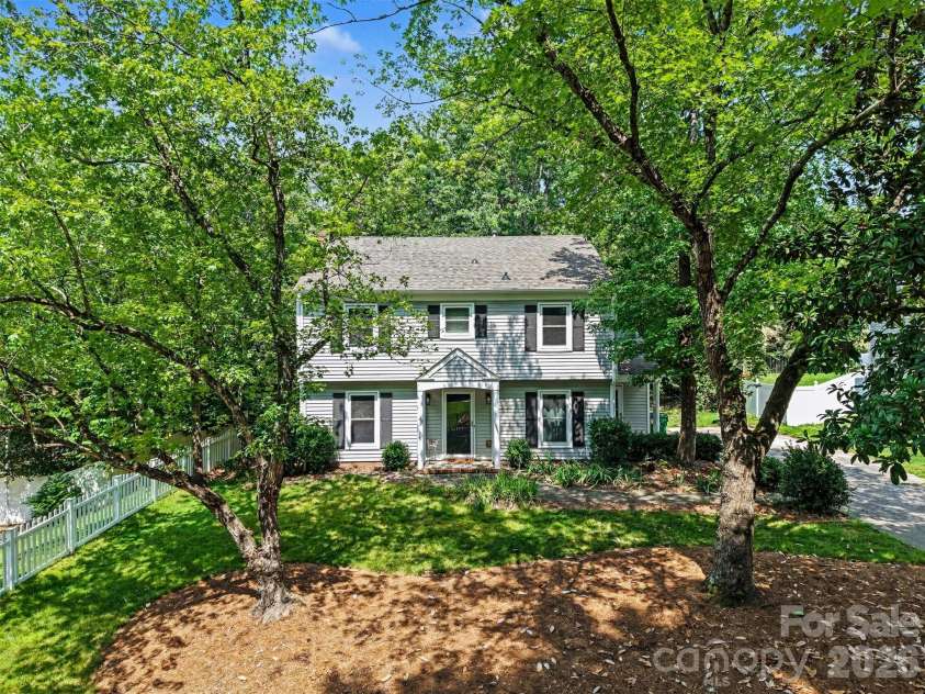 320 Sunnywood Lane, Charlotte, NC 28270.  MLS# CAR4400900, YatesRealty ID 38111. 