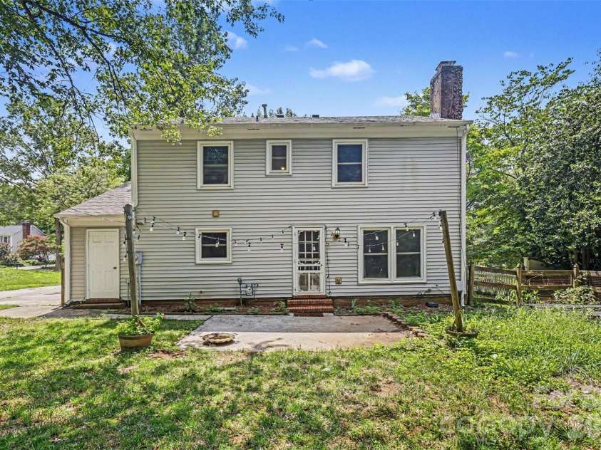 320 Sunnywood Lane, Charlotte, NC 28270.  MLS# CAR4400900, YatesRealty ID 38111. 