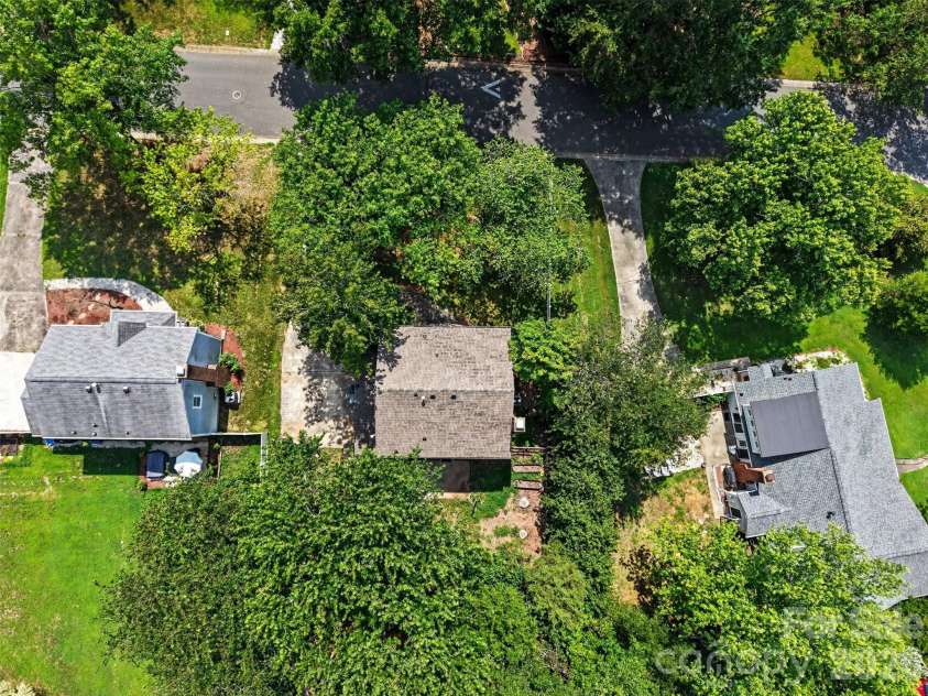 320 Sunnywood Lane, Charlotte, NC 28270.  MLS# CAR4400900, YatesRealty ID 38111. 