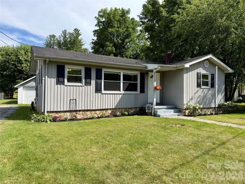 363 Killian Street, Waynesville, NC 28786.  MLS# CAR4400231, YatesRealty ID 38113. 