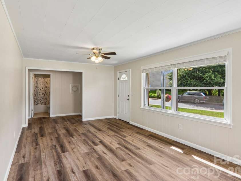 363 Killian Street, Waynesville, NC 28786.  MLS# CAR4400231, YatesRealty ID 38113. 