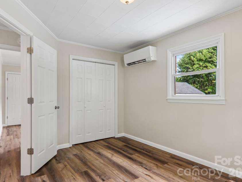 363 Killian Street, Waynesville, NC 28786.  MLS# CAR4400231, YatesRealty ID 38113. 