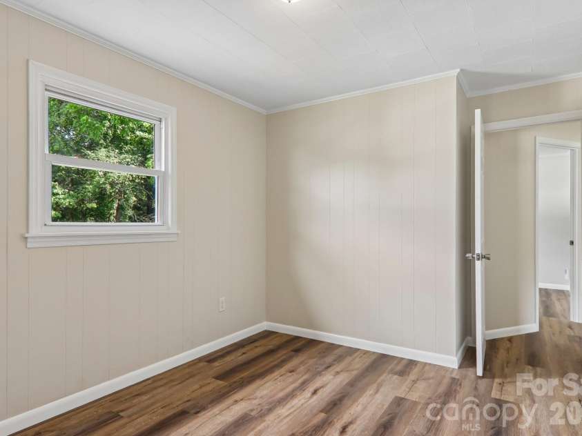 363 Killian Street, Waynesville, NC 28786.  MLS# CAR4400231, YatesRealty ID 38113. 
