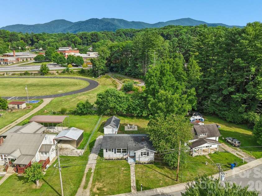 363 Killian Street, Waynesville, NC 28786.  MLS# CAR4400231, YatesRealty ID 38113. 