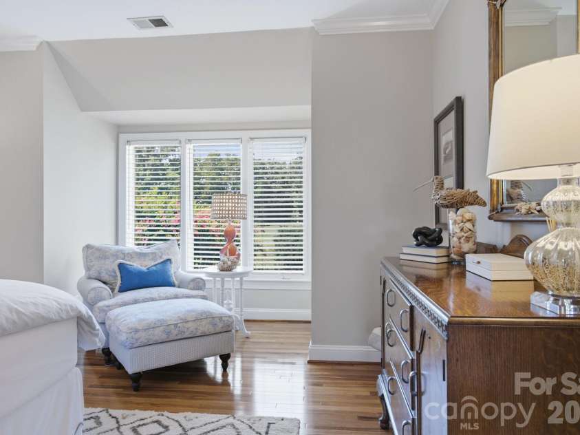 18416 Peninsula Club Drive, Cornelius, NC 28031.  MLS# CAR4404341, YatesRealty ID 38114. 
