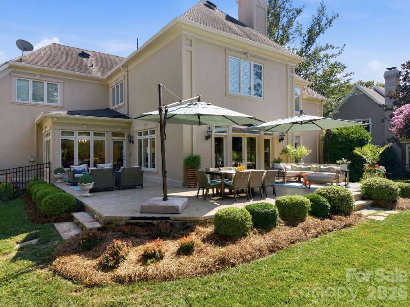 18416 Peninsula Club Drive, Cornelius, NC 28031.  MLS# CAR4404341, YatesRealty ID 38114. 