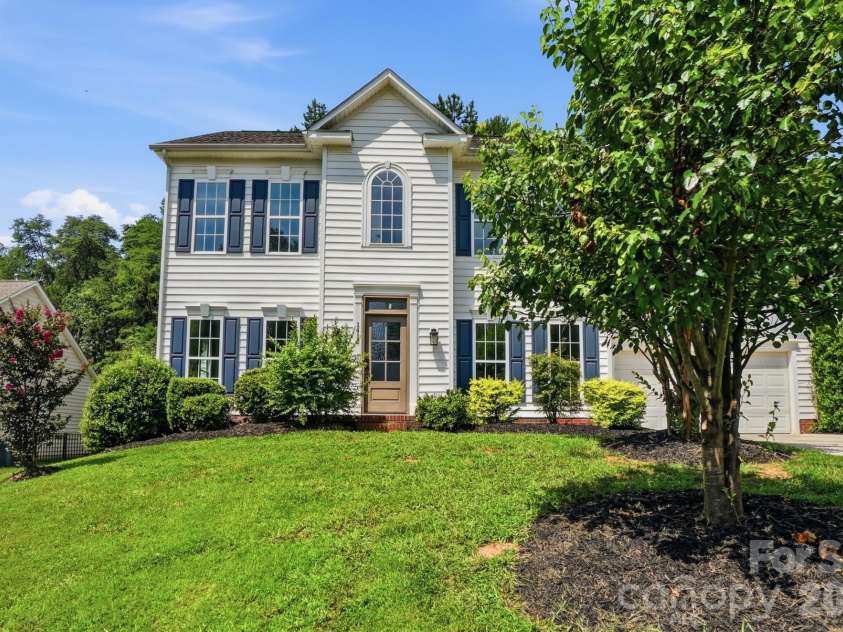 1412 Autumn Ridge Lane, Fort Mill, SC 29708.  MLS# CAR4403626, YatesRealty ID 38116. 