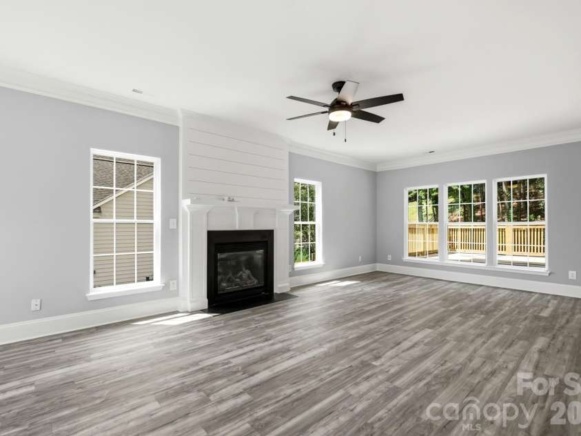 1412 Autumn Ridge Lane, Fort Mill, SC 29708.  MLS# CAR4403626, YatesRealty ID 38116. 