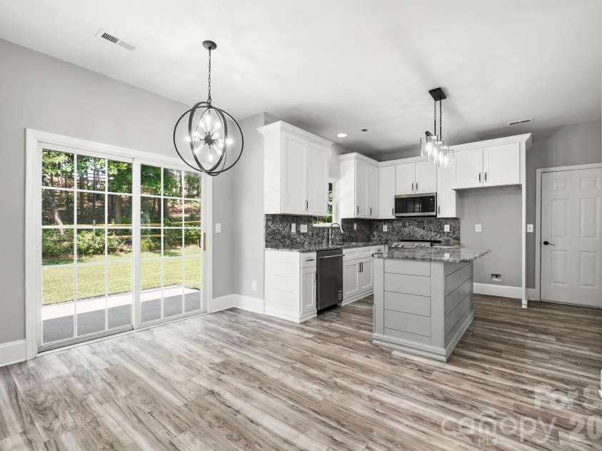 1412 Autumn Ridge Lane, Fort Mill, SC 29708.  MLS# CAR4403626, YatesRealty ID 38116. 