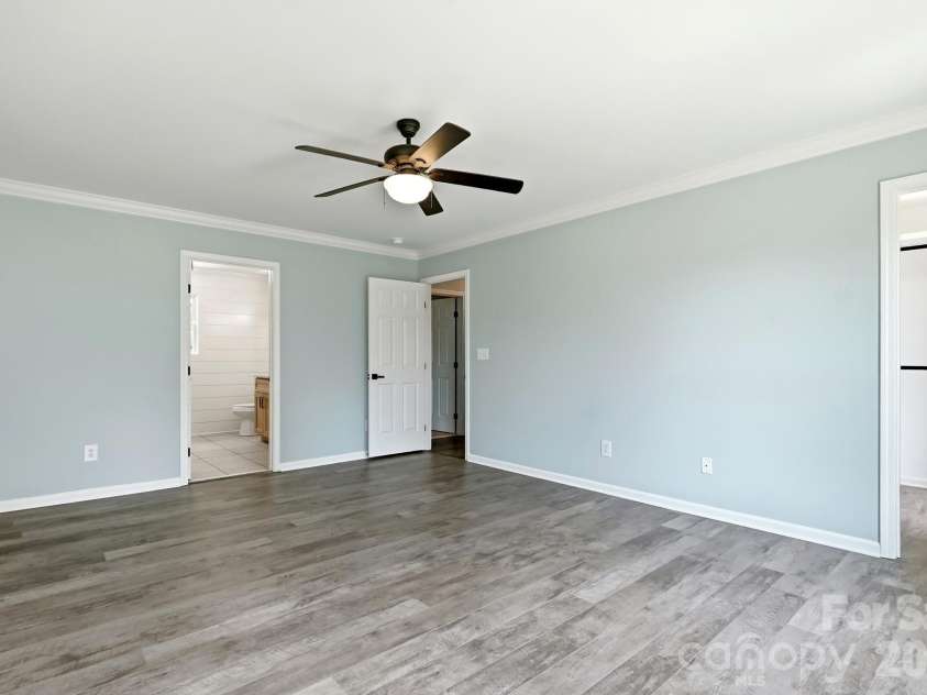 1412 Autumn Ridge Lane, Fort Mill, SC 29708.  MLS# CAR4403626, YatesRealty ID 38116. 