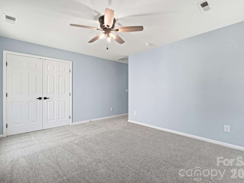 1412 Autumn Ridge Lane, Fort Mill, SC 29708.  MLS# CAR4403626, YatesRealty ID 38116. 