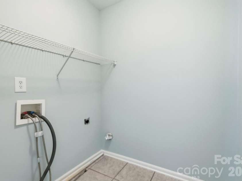 1412 Autumn Ridge Lane, Fort Mill, SC 29708.  MLS# CAR4403626, YatesRealty ID 38116. 