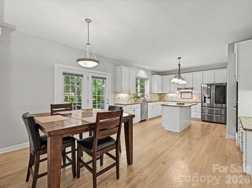 5710 Kinglet Lane, Charlotte, NC 28269.  MLS# CAR4398828, YatesRealty ID 38117. 