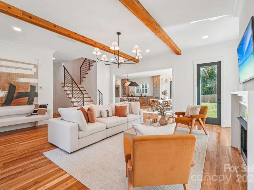 132 Sardis Lane, Charlotte, NC 28270.  MLS# CAR4320074, YatesRealty ID 3812. 