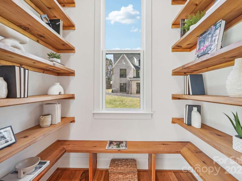 132 Sardis Lane, Charlotte, NC 28270.  MLS# CAR4320074, YatesRealty ID 3812. 