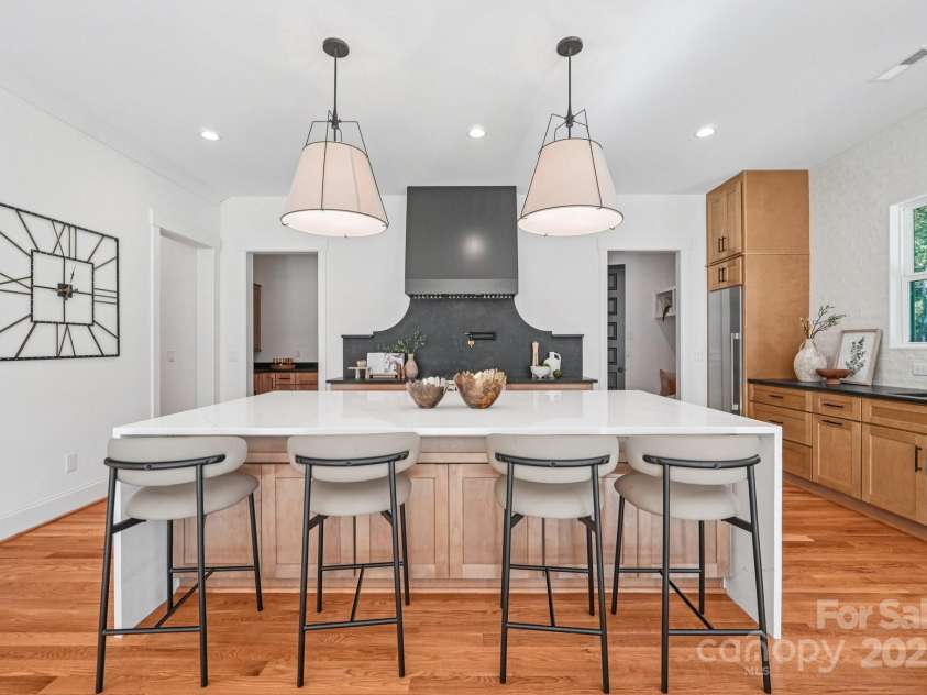 132 Sardis Lane, Charlotte, NC 28270.  MLS# CAR4320074, YatesRealty ID 3812. 